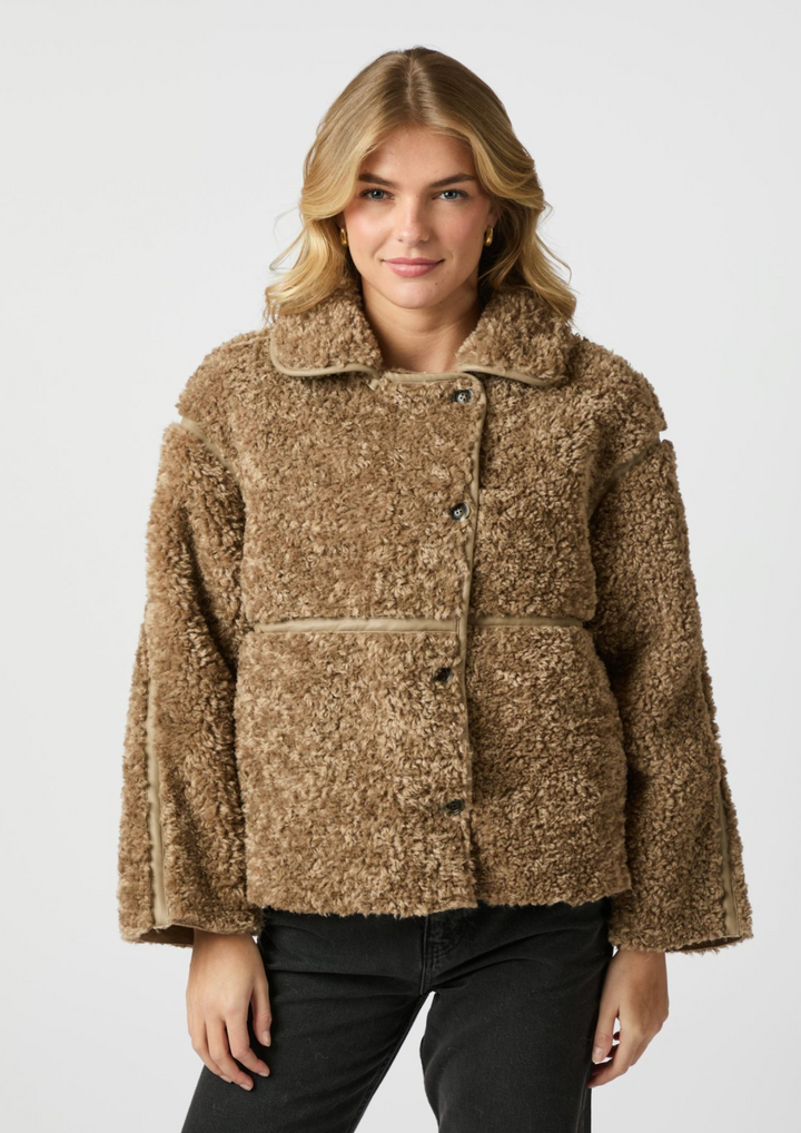 Neo Noir | Castor Faux Fur Jacket