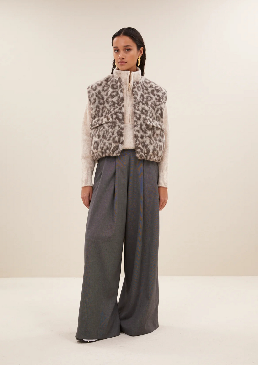 By Bar | Maggie Sleeveless Leo Jacket