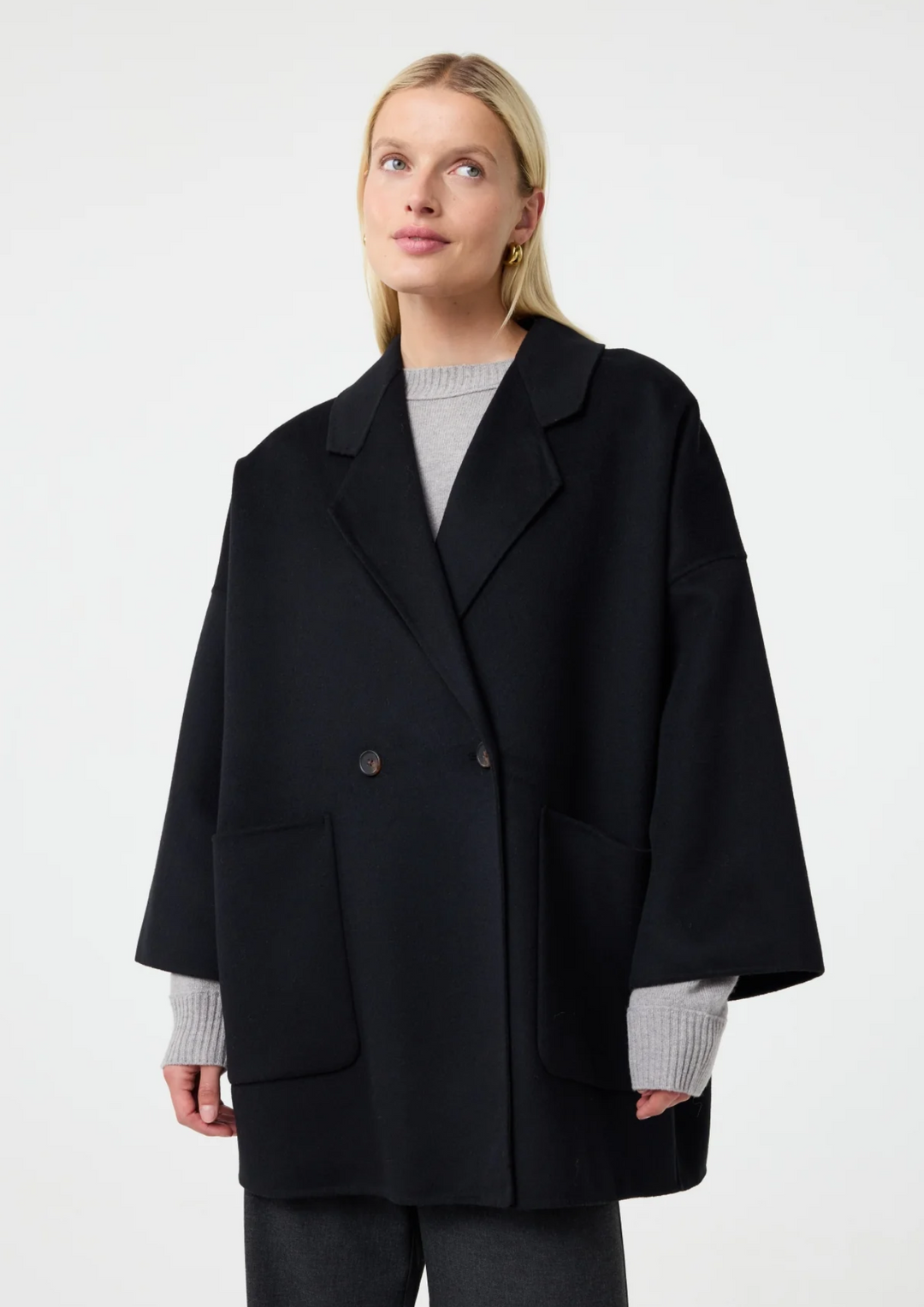Knit-ted | Cape Coat