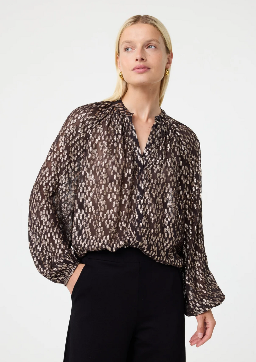 Knit-ted | Loeka Blouse
