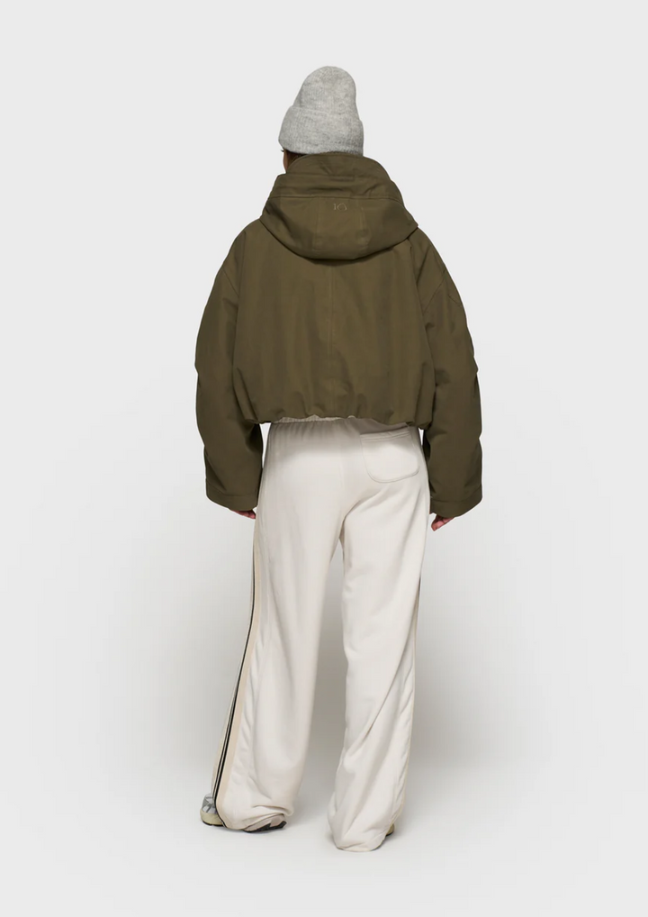10 Days | The Queen Parka