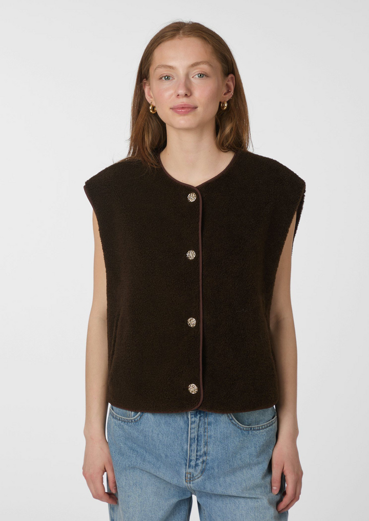 Neo Noir | Mariko Teddy Vest