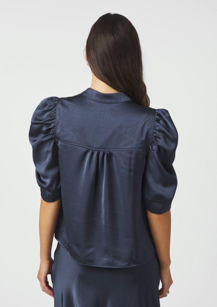 Neo Noir | Roella Heavy Sateen Blouse