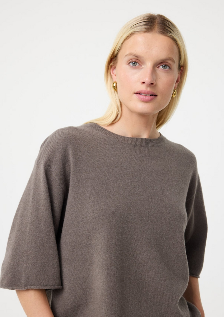 Knit-ted | Mer Tee