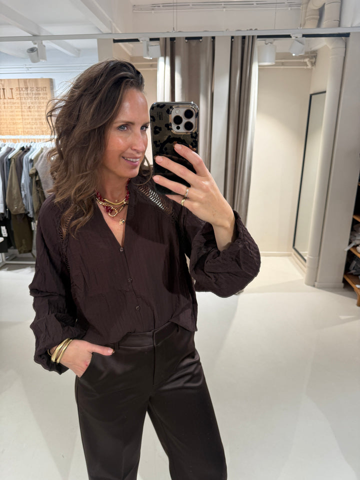 Co' Couture | ShinaCC Lace V-Shirt