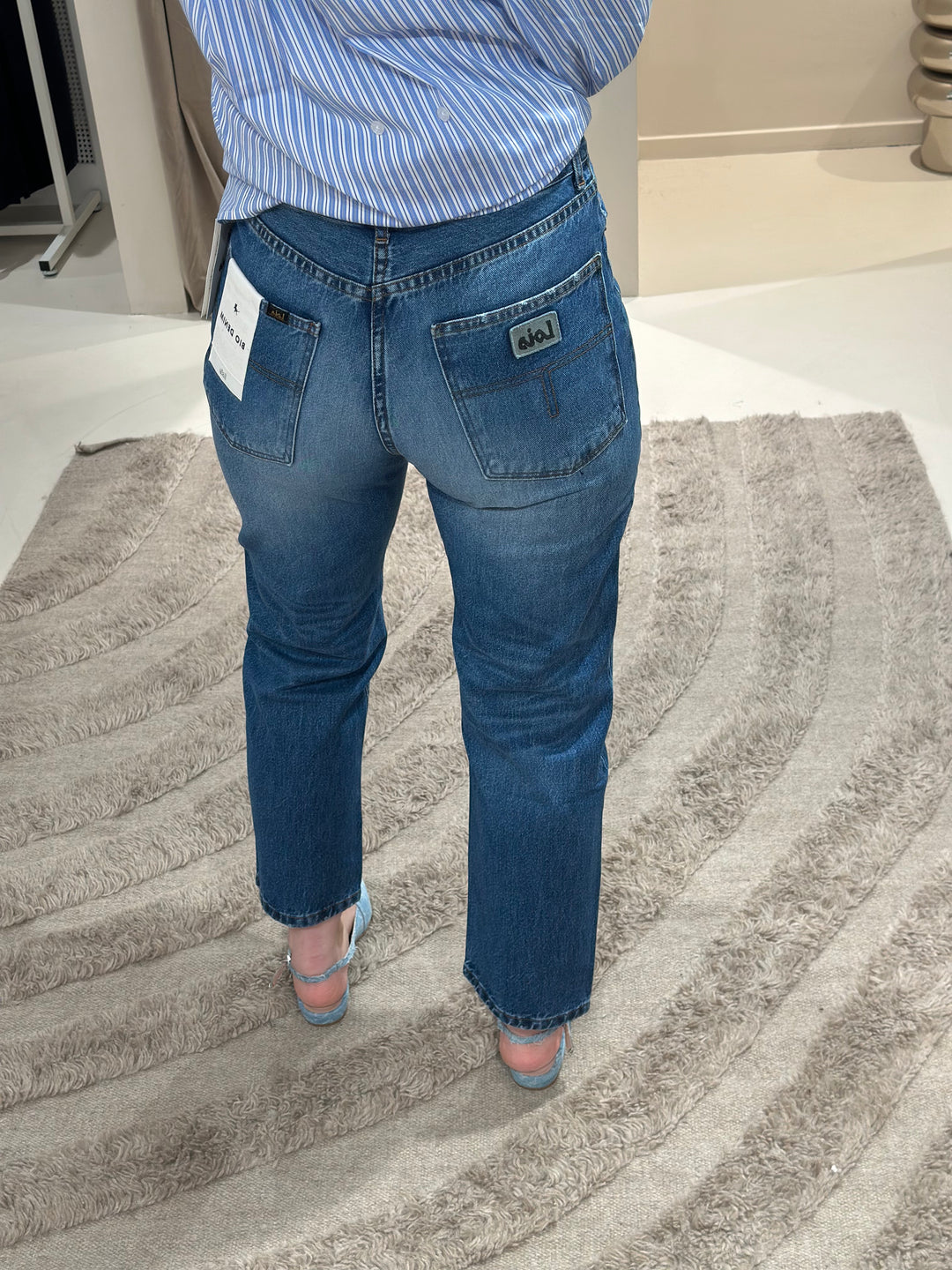 Lois | Dana Jackson distressed