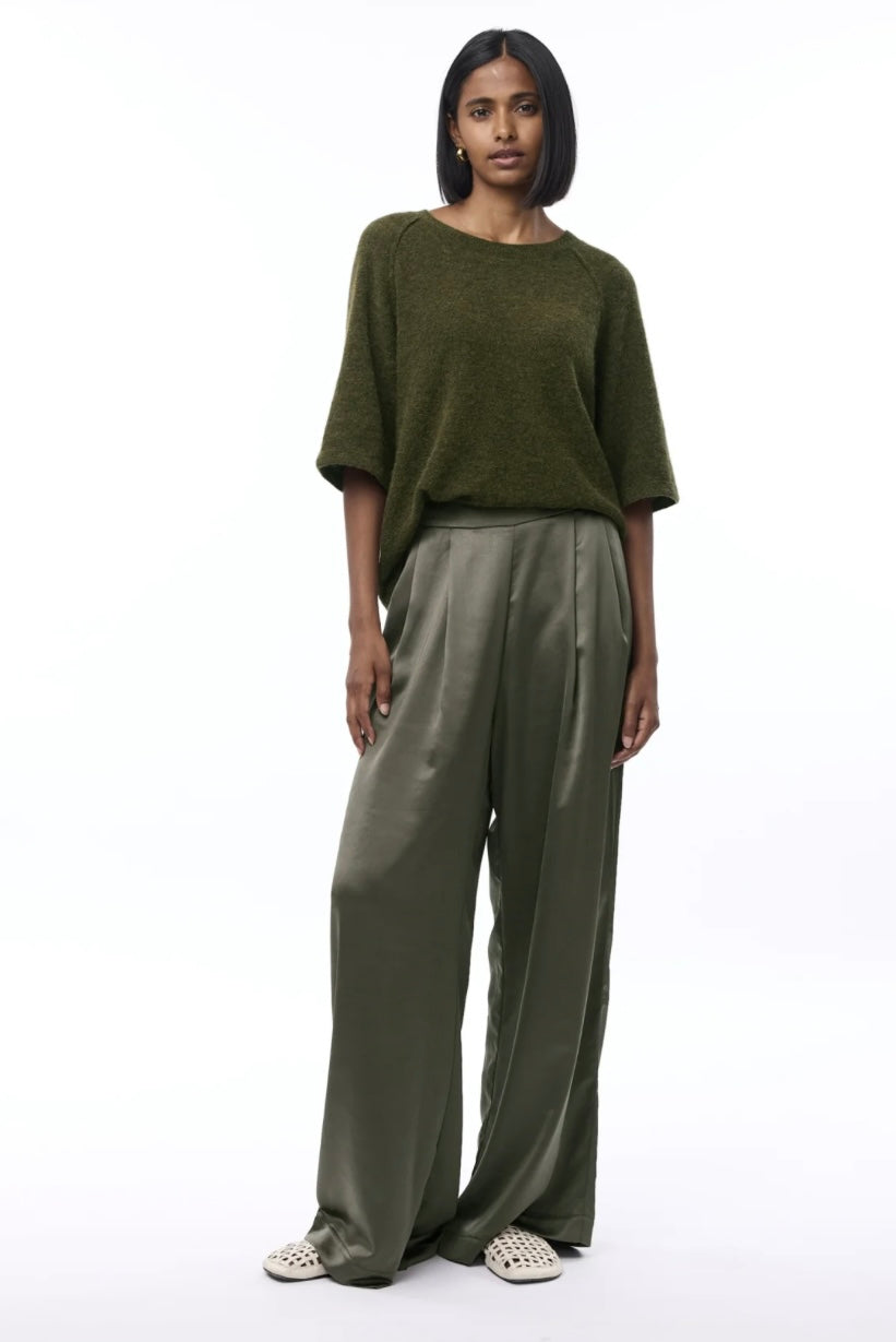 Knit-ted | Deyne Pants Dark Olive