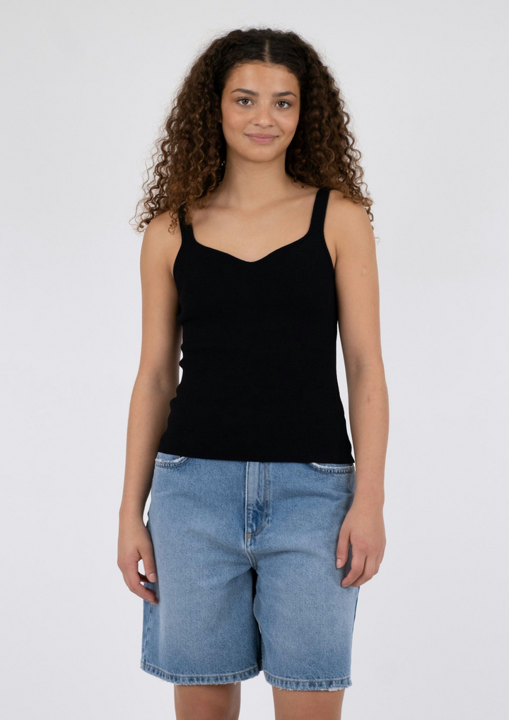 Neo Noir | Hanora Knit Top