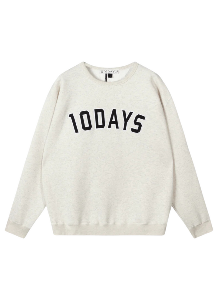 10 Days | The Statement Sweater