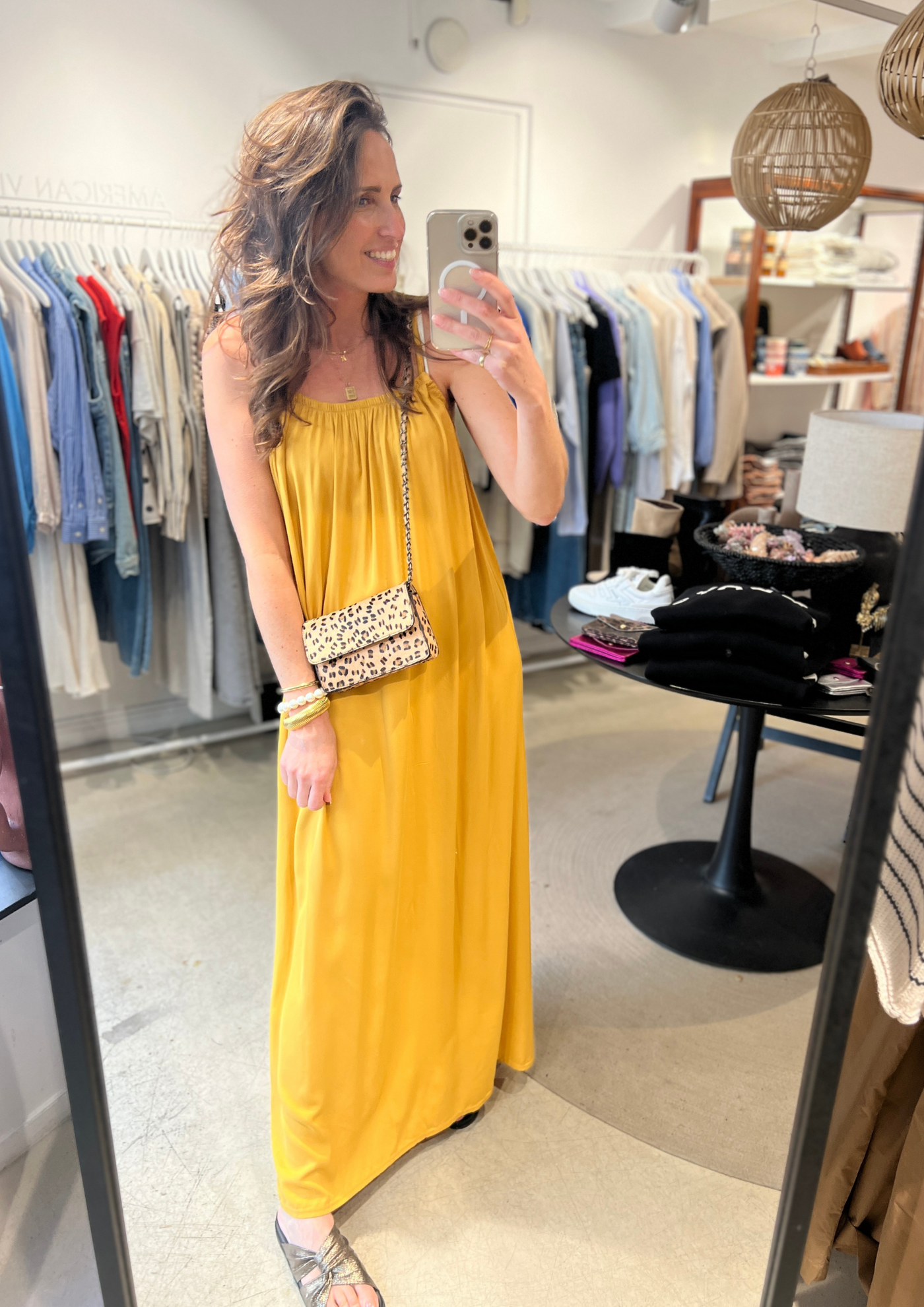 Bij Lies |  Lange jurk geel