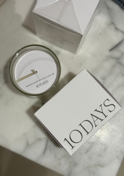 10 Days | Unexpectedly Scented Candle